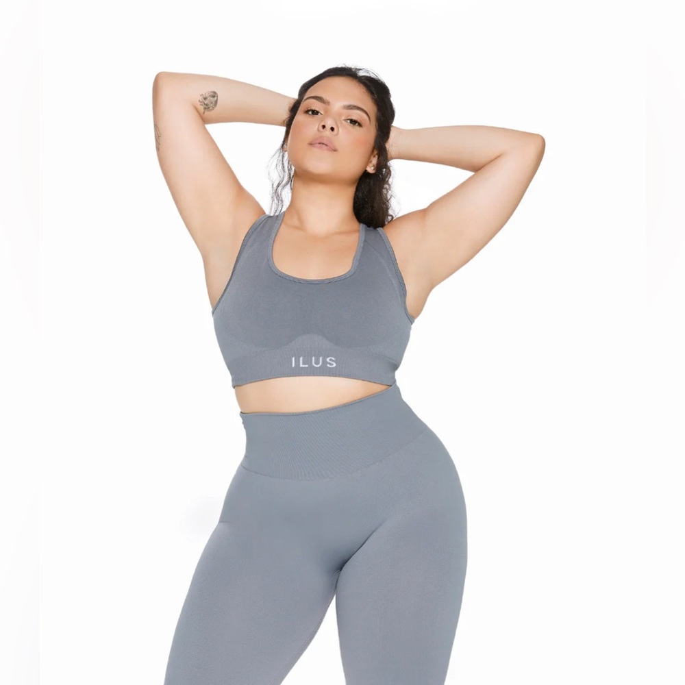 Ilus label leggings and workout top  AEROBUS (L)